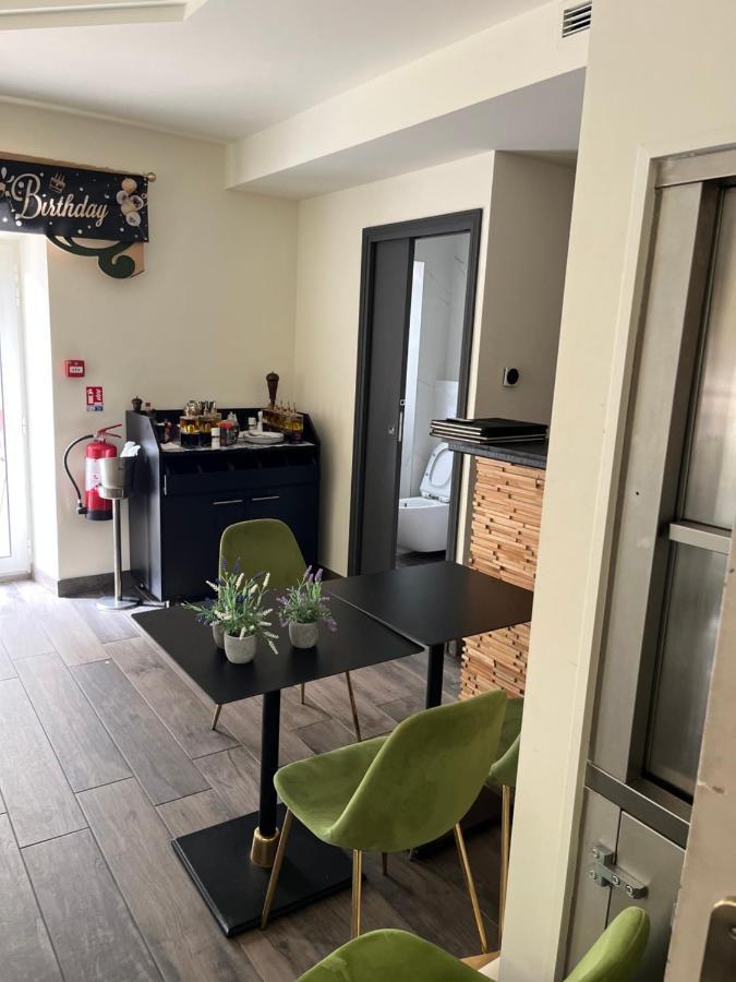 Hotel La Villa D'אזה מראה חיצוני תמונה
